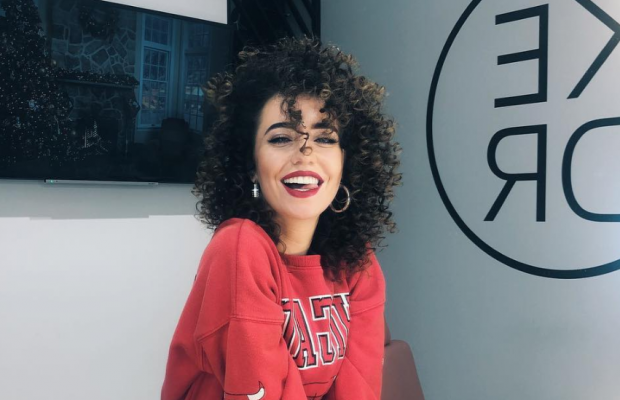 "Не впізнати": Дорофєєва здивувала фанатів новою зачіскою