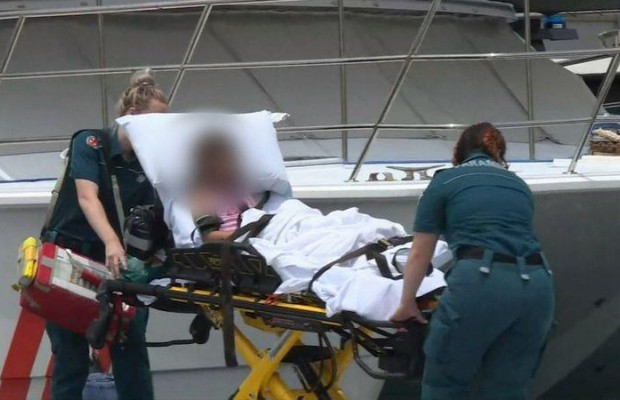 На австралийском пляже акула напала на женщин, пострадавших госпитализировали (фото)