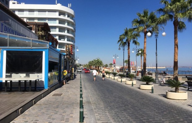 Вечно теплый и гостеприимный Кипр: высококлассный отдых по украинским ценам