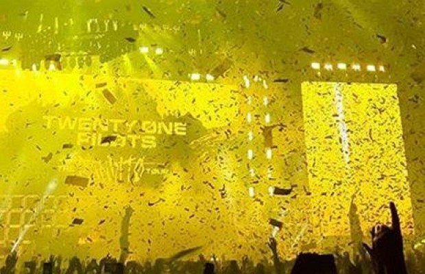 "Экстаз" в желтых лентах: как ребята из Twenty One Pilots зажгли Киев (фото, видео)