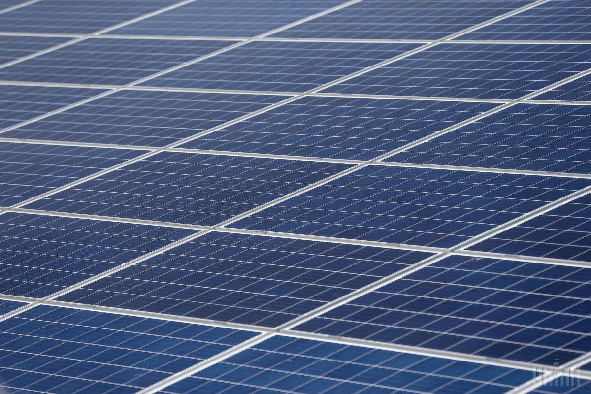 ДТЭК установила для военных солнечную электростанцию мощностью 24 кВт / фото УНИАН ДТЭК установила для военных солнечную электростанцию мощностью 24 кВт / фото УНИАН