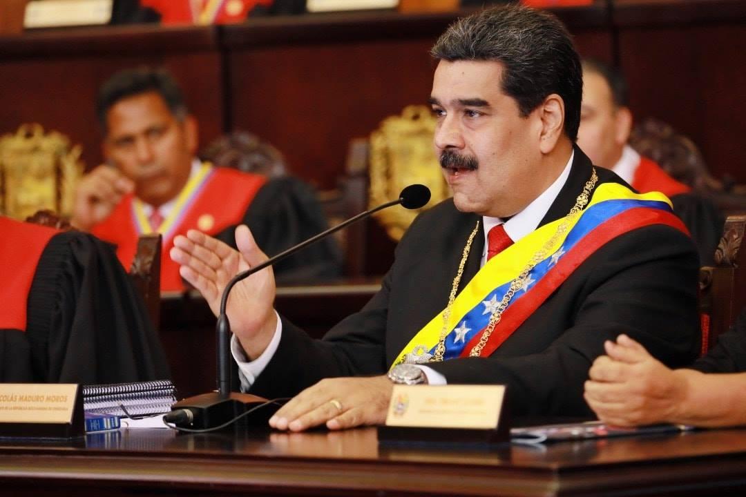 Президент Венесуэлы Мадуро заявил, что готов поговорить с США о наркоторговле и нефти Президент Венесуэлы Мадуро заявил, что готов поговорить с США о наркоторговле и нефти