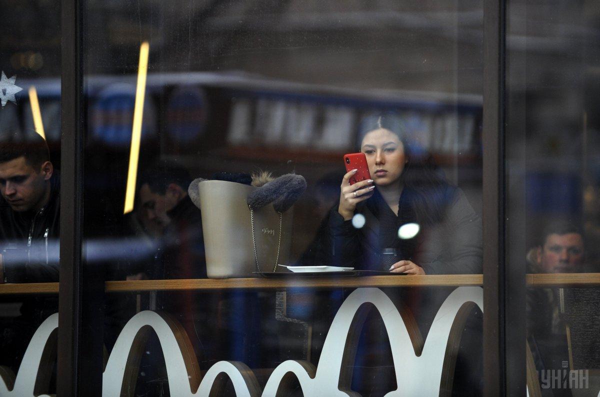 Украинцев предупредили о проблемах у остальных мобильных операторов / фото УНИАН