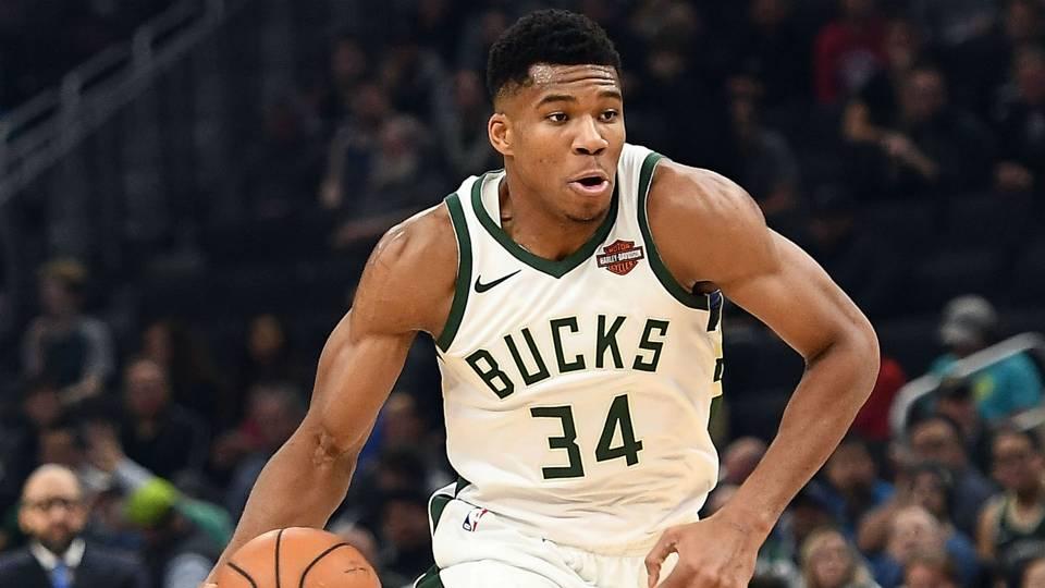Адетокунбо набрал 43 очка в очередном матче регулярного чемпионата / Sporting News Адетокунбо набрал 43 очка в очередном матче регулярного чемпионата / Sporting News