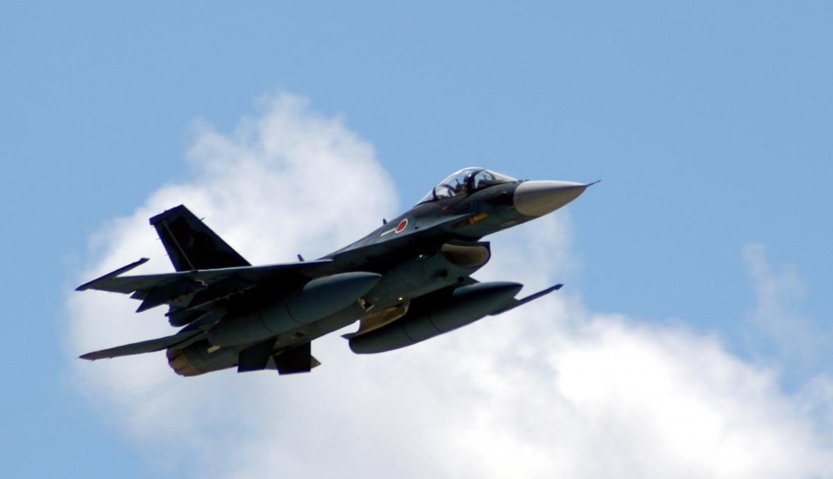 Истребители F-2 поступили на вооружение Воздушных сил самообороны Японии в 2000 году / фото af.mil / Marine Cpl. Ashleigh Bryant