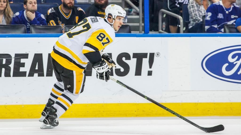 Кросби выиграл очередную дуэль у Макдэвида / nhl.com Кросби выиграл очередную дуэль у Макдэвида / nhl.com