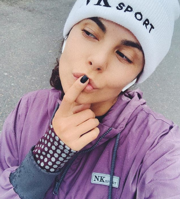 Каменских отправилась на пробежку под дождем / Instagram Настя Каменских Каменских отправилась на пробежку под дождем / Instagram Настя Каменских