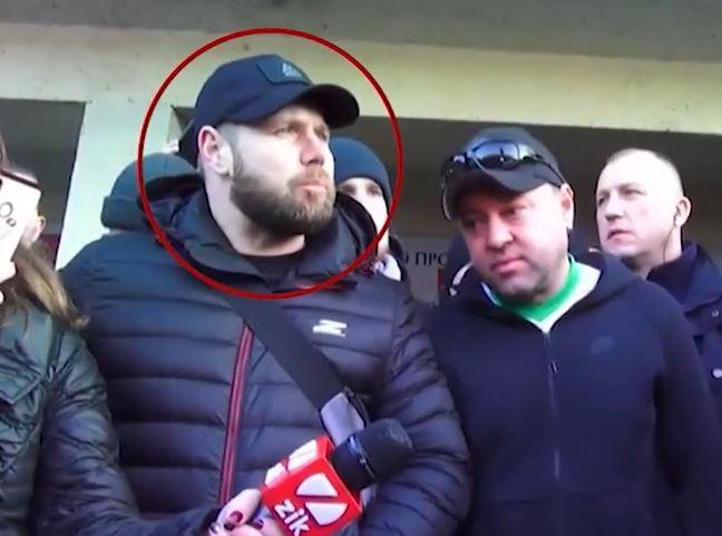 Журналісти показали, хто допомагає Порошенку атакувати його політичних конкурентів (відео)