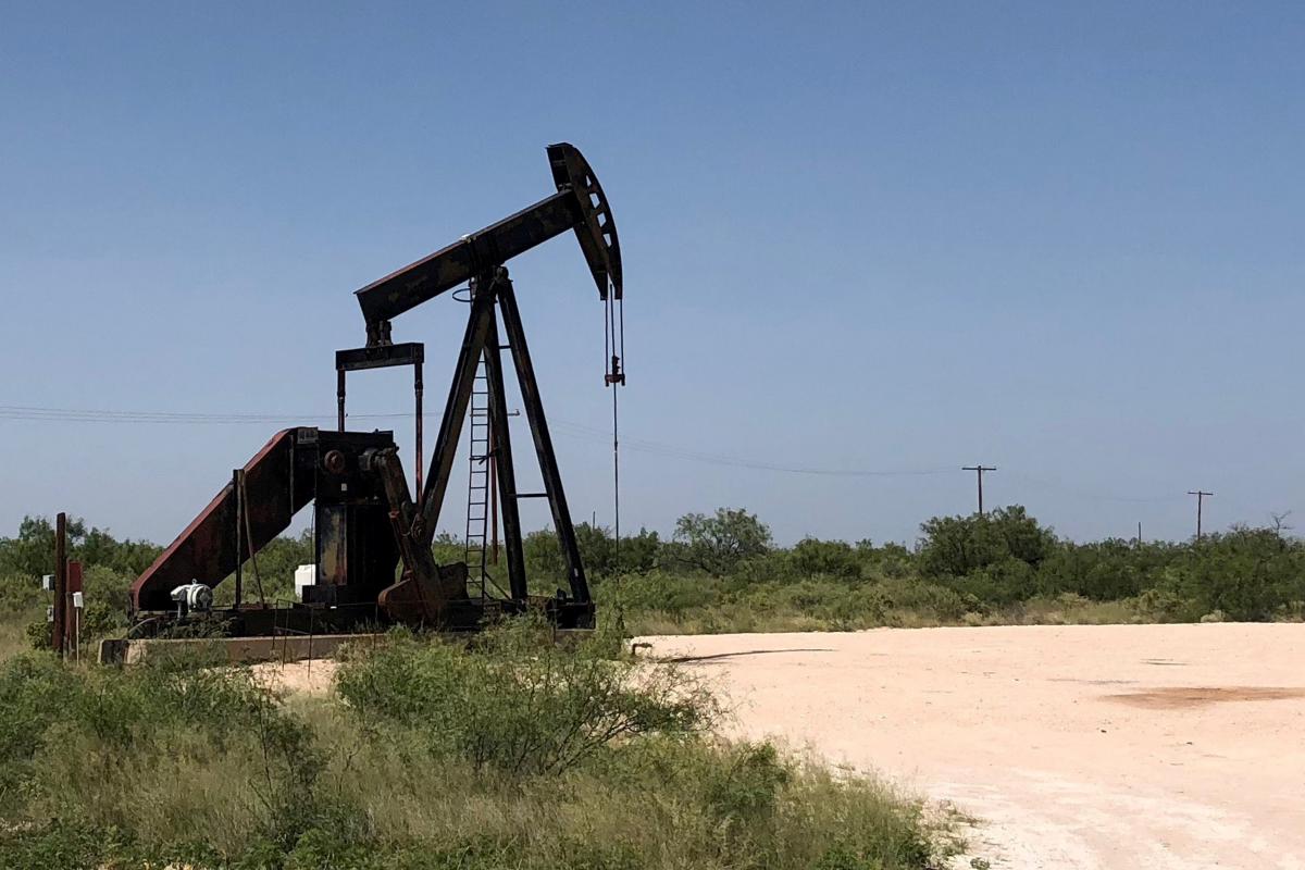 Україна обвалила видобуток нафти в Росії: Кремль вперше визнав проблему, - Reuters