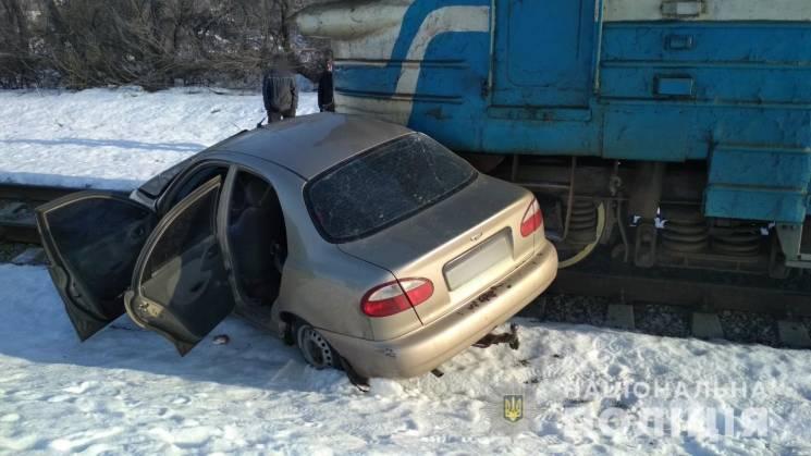 74-річний водій автомобіля Daewoo Lanos загинув / фото Нацполіція 74-річний водій автомобіля Daewoo Lanos загинув / фото Нацполіція