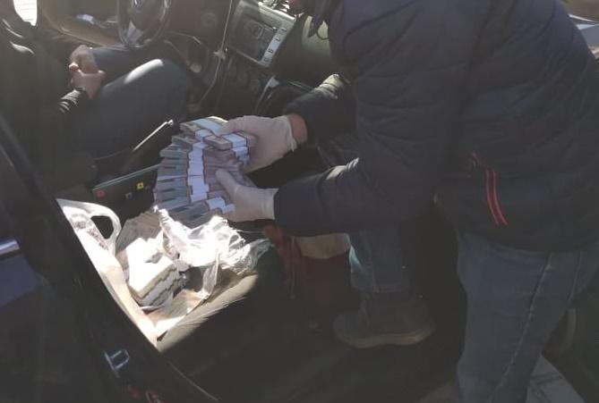 Посадовці вимагали хабар за безперешкодне повернення конфіскованого майна / фото zap.gp.gov.ua Посадовці вимагали хабар за безперешкодне повернення конфіскованого майна / фото zap.gp.gov.ua