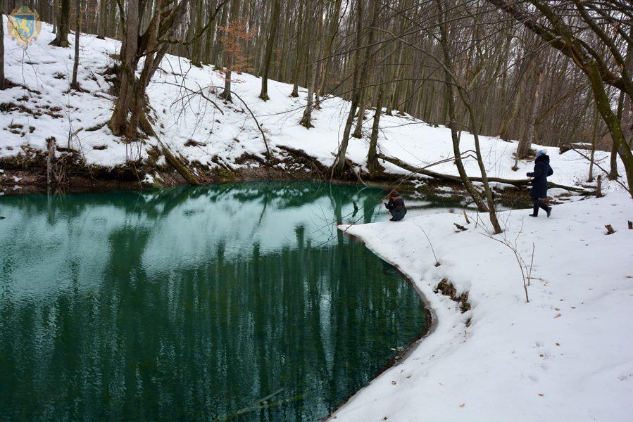 Карстовые водоемы "Синие окна" – это уникальный природный объект \ loda.gov.ua Карстовые водоемы "Синие окна" – это уникальный природный объект \ loda.gov.ua