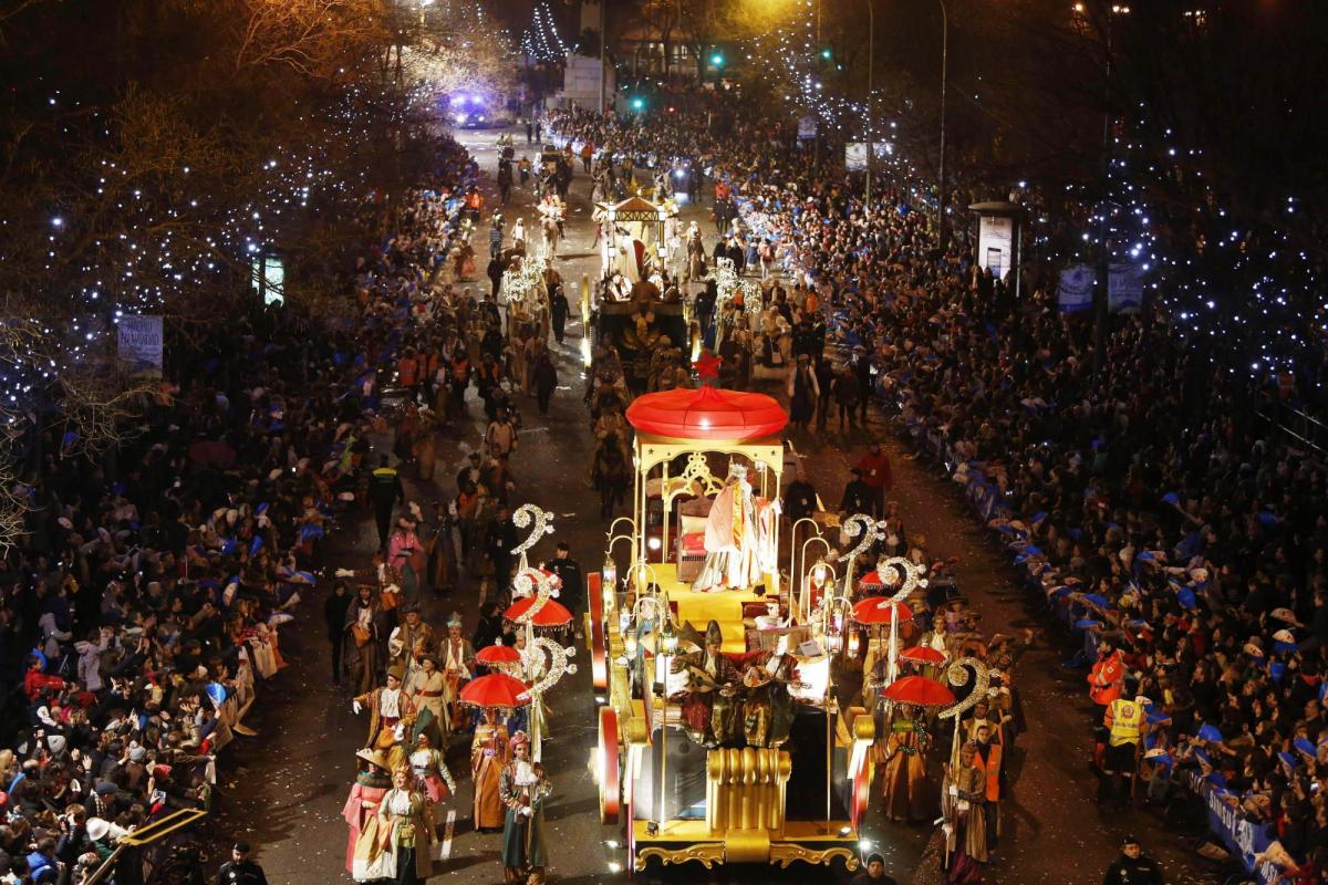 Праздник волхвов в Барселоне на Рождество / Фото google.com