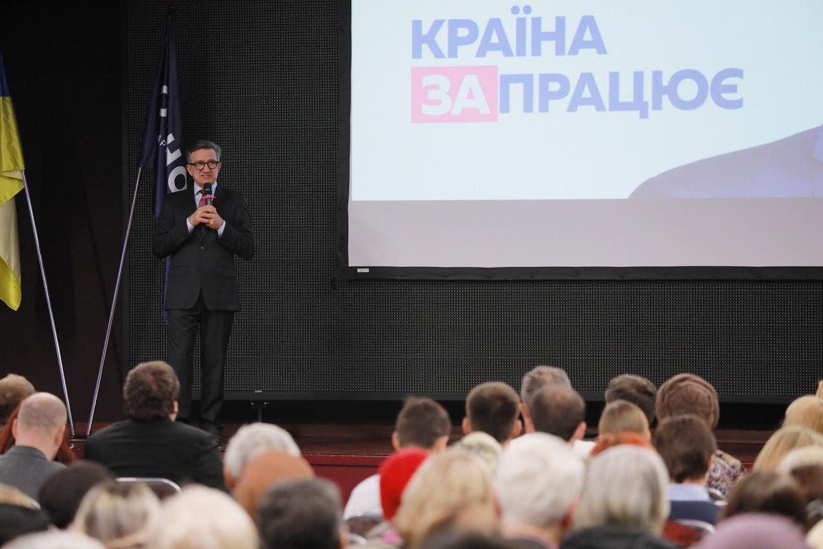 Тарута: країні потрібен моральний лідер нації, з бездоганною репутацією