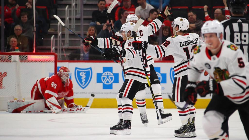 Чикаго виграв у Детройта в овертаймі матчу регулярного чемпіонату / nhl.com/blackhawks Чикаго виграв у Детройта в овертаймі матчу регулярного чемпіонату / nhl.com/blackhawks