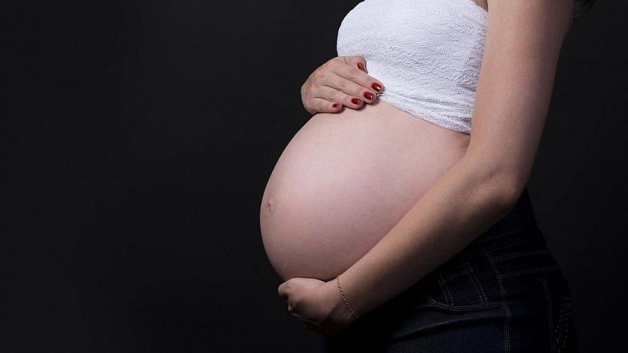 Іспанія відмовляється реєструвати дітей, народжених від сурогатних матерів / Фото: Euronews Іспанія відмовляється реєструвати дітей, народжених від сурогатних матерів / Фото: Euronews