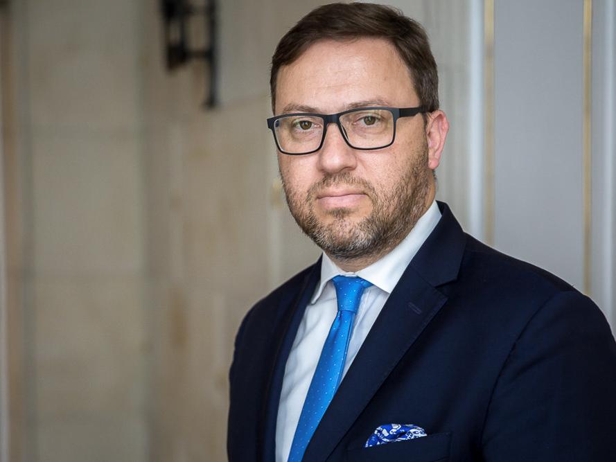 Ціхоцький є істориком за освітою / фото msz.gov.pl Ціхоцький є істориком за освітою / фото msz.gov.pl