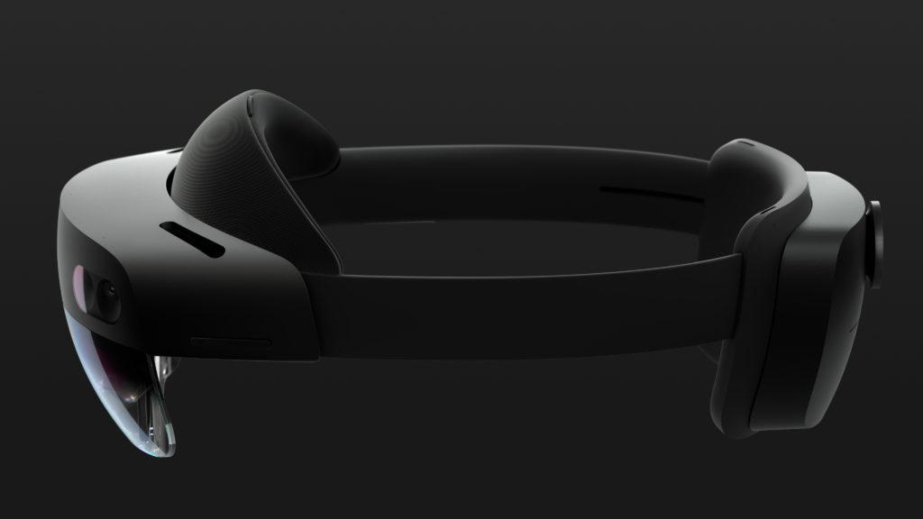 Вперше HoloLens показали в 2015 році blogs.microsoft.com Вперше HoloLens показали в 2015 році blogs.microsoft.com