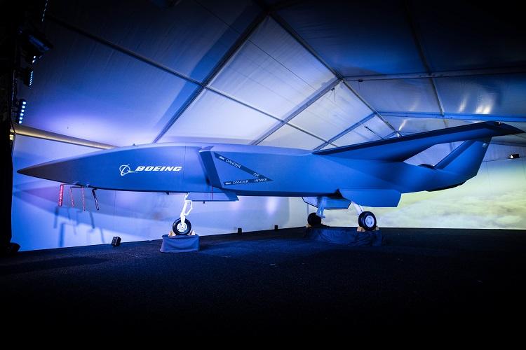 Boeing показала розумний БПЛА для підтримки винищувачів / Boeing Boeing показала розумний БПЛА для підтримки винищувачів / Boeing
