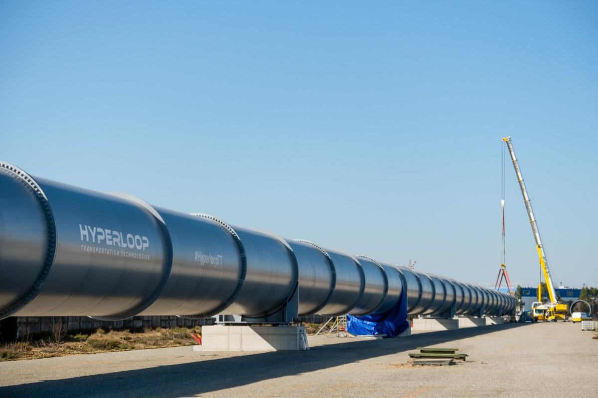 Первый полноразмерный тестовый трек Hyperloop / facebook/hyperlooptt
