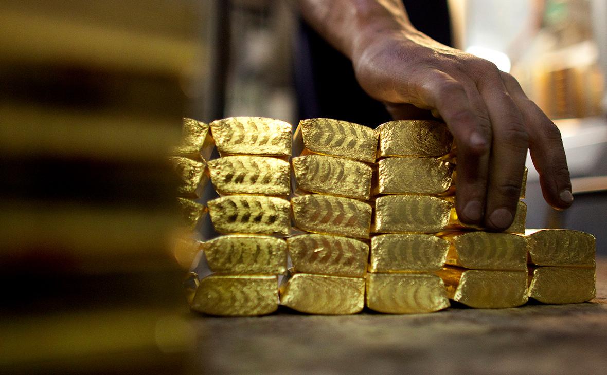 Золото досягло рекордної ціни / фото REUTERS Золото досягло рекордної ціни / фото REUTERS