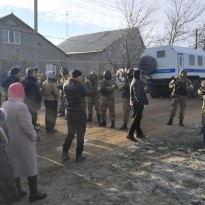 Russia's FSB detains another three Crimean Tatars after raids (Photo, video)