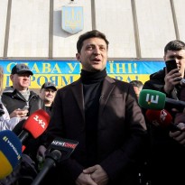 Зеленский обогнал Порошенко и Тимошенко в новом президентском рейтинге - опрос КМИС