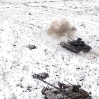 Ukraine army conducts major tank exercise (Photo)