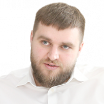 "Мы продавали немалую груду овечьей шерсти, бывшую церковь, здание синагоги. Продавали гробы, кусок брусчатки, которой бросили в полицейского, носки б/у"