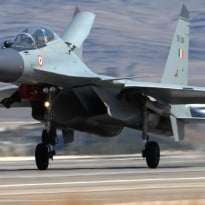 NDTV: В воздушном бою между Индией и Пакистаном сошлись Су-30 и F-16