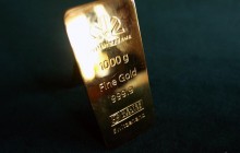 Венесуэла продаст ОАЭ 15 тонн золота - Reuters