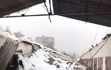 У Харкові дах гаражного кооперативу обвалився під вагою снігу (відео)