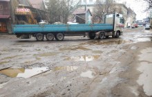 Гройсман: дороги в районах - это компетенция местной власти, мы им выделили 15 миллиардов
