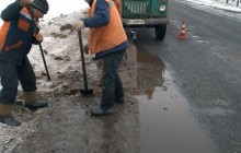 На Харьковщине гострассы спасали от подтопления (фото)