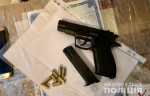 У Дніпрі затримали членів злочинної групи, які під тортурами вимагали у підприємця 4 мільйони гривень (фото, відео)