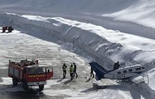 На курорті в Куршевелі літак врізався в замет, є постраждалі (відео)