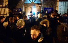 Побиття активістів на Контрактовій площі: поліція почала відпускати затриманих