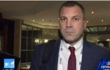 Боягузливо промовчав: чоловіка Скабєєвої поставили в ступор запитанням про "честь" його дружини (відео)