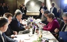 Poroshenko, Merkel in Munich discuss ways to counter Russia's aggression against Ukraine