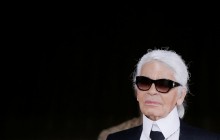 Под Парижем кремировали тело легендарного Карла Лагерфельда