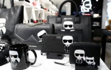 Клаудия Шиффер, Наоми Кэмпбелл и Пенелопа Крус: в Париже прошел показ последней коллекции Лагерфельда (фото)