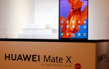 Huawei представила складаний смартфон Mate X (відео)