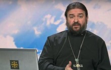 «Здохне, але цицьки не покаже – свята жінка»: у РФ священик закликав не роздягатися перед лікарями