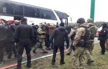 Поліція затримала автобус з "київськими тітушками" на в'їзді в Одесу (фото)
