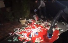 Активісти "Нацкорпусу" пікетували будинок сина Гладковського у Козині (фото, відео)
