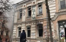 В Киеве третий раз за неделю горит дореволюционное здание (фото, видео)