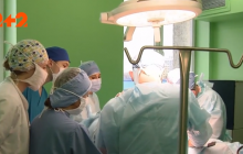 В Львове хирурги восстановили ногу пациенту из его костей (видео)