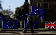 Парламент Британии поддержал план Мэй по выходу из ЕС