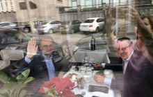 Гриценко и Садового "засекли" вместе в ресторане Киева (фото, видео)