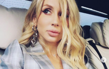 Дякую за вечір: Лобода з букетом квітів заінтригувала прихильників (фото)